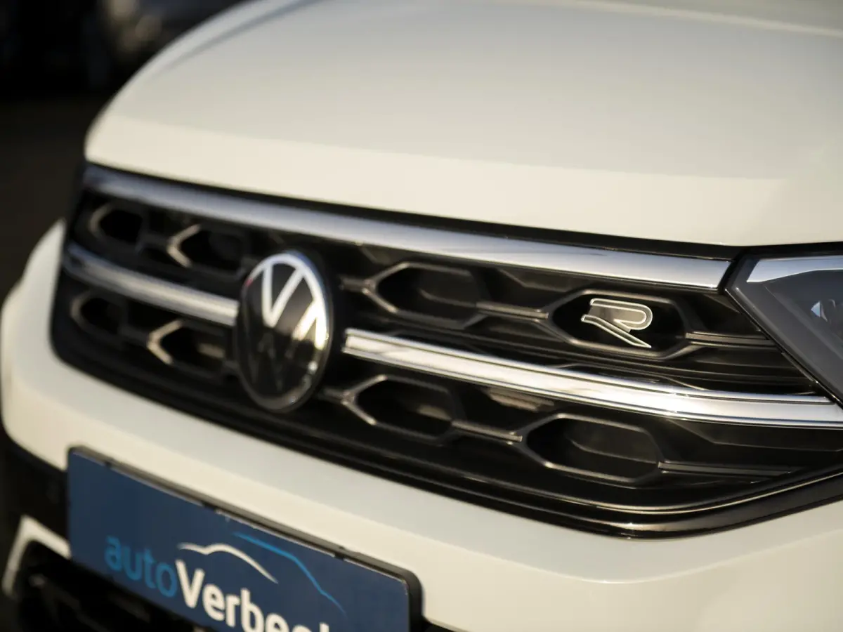 1.5 TSI R-Line Black Style Edition | Pano | Navi | App-connect | LED Plus | 19" LMV Black | Nw.prijs € 55.660,-!