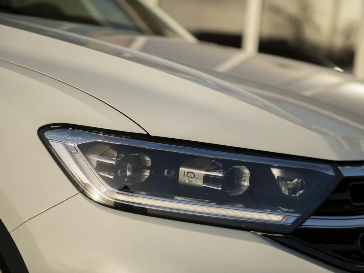 1.5 TSI R-Line Black Style Edition | Pano | Navi | App-connect | LED Plus | 19" LMV Black | Nw.prijs € 55.660,-!