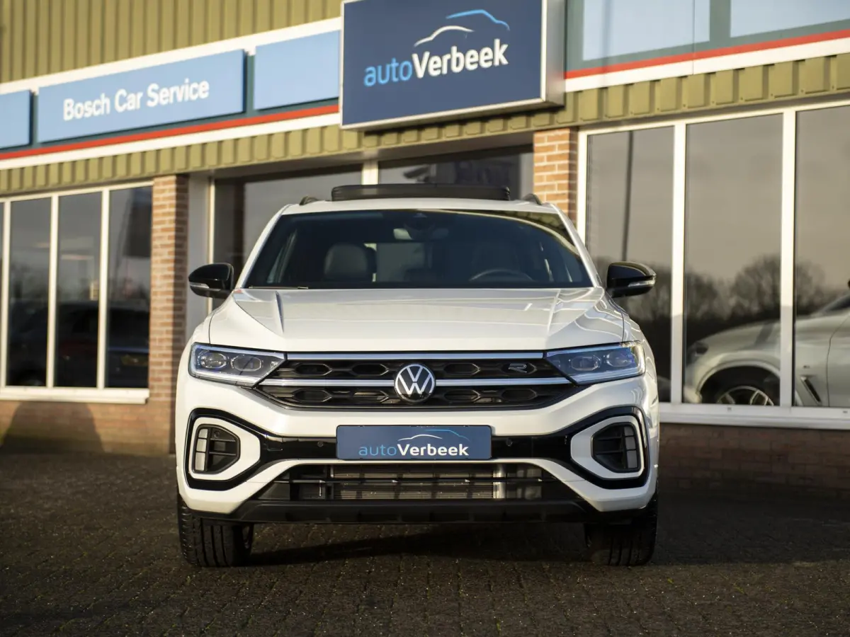 1.5 TSI R-Line Black Style Edition | Pano | Navi | App-connect | LED Plus | 19" LMV Black | Nw.prijs € 55.660,-!