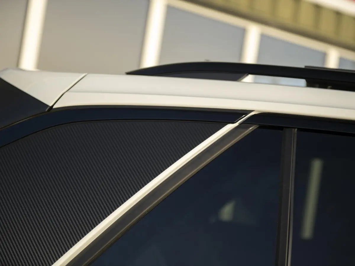 1.5 TSI R-Line Black Style Edition | Pano | Navi | App-connect | LED Plus | 19" LMV Black | Nw.prijs € 55.660,-!