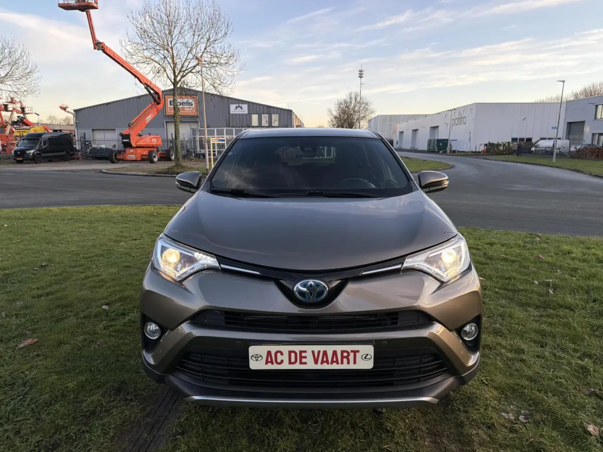 2.5 Hybrid Dynamic Sport - AWD/NAVI/CAM/TREKHAAK