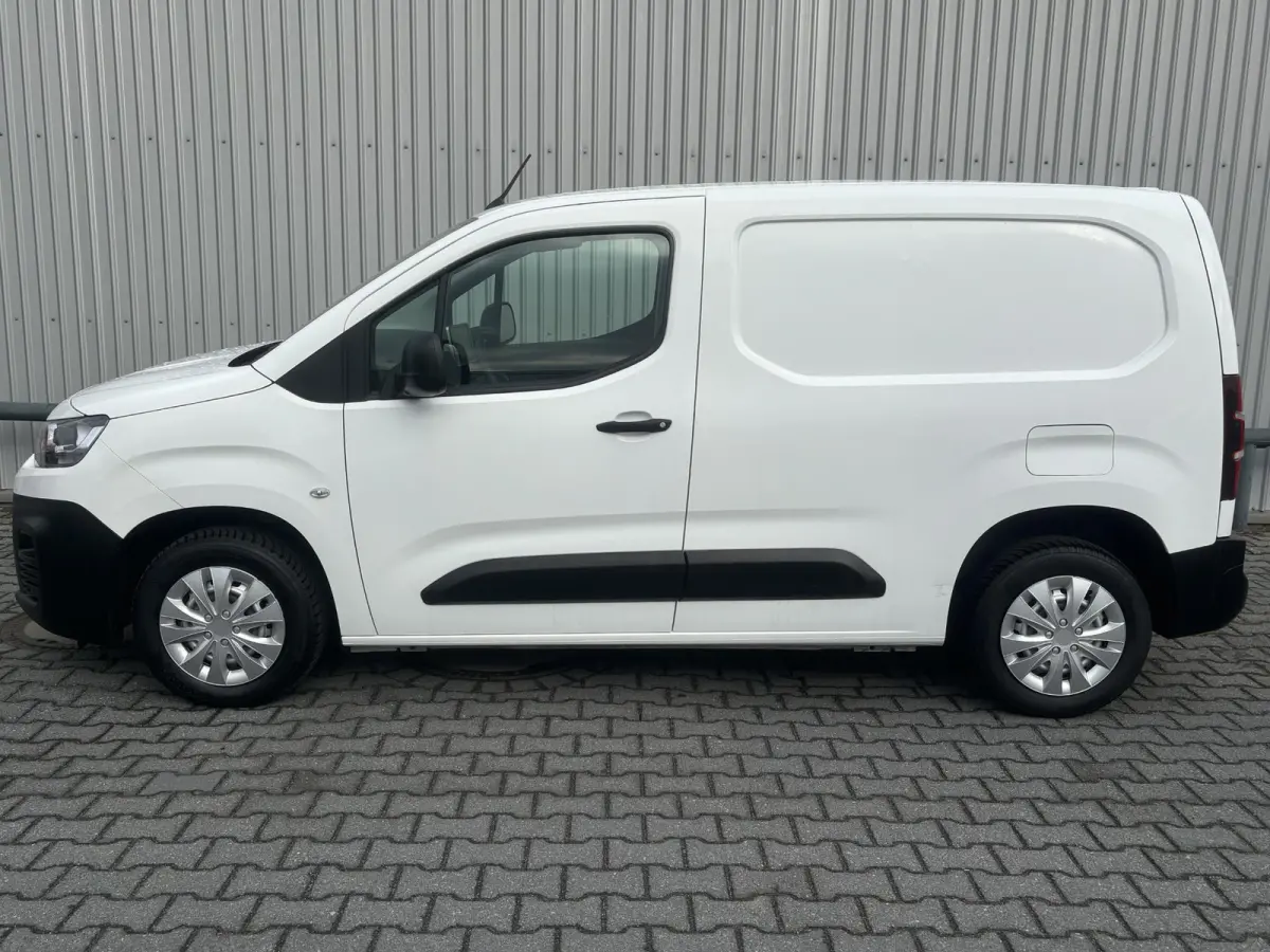 1.2 Club*NIEUW MODEL*A/C*CRUISE*CARPLAY*NW-RIEM*