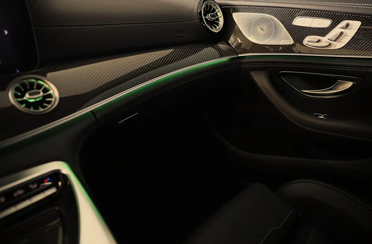 AMG 63 S E Performance / 843 PK / Performance Zetels / Keramisch / Carbon / Head Up /Panoramadak