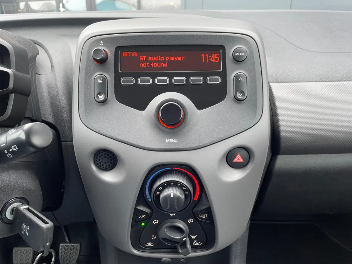 1.0 e-VTi Active NL.Auto/Airco/Bluetooth/Elc.Pakket/5Deurs/1Ste Eigenaar/Dealer Onderhouden