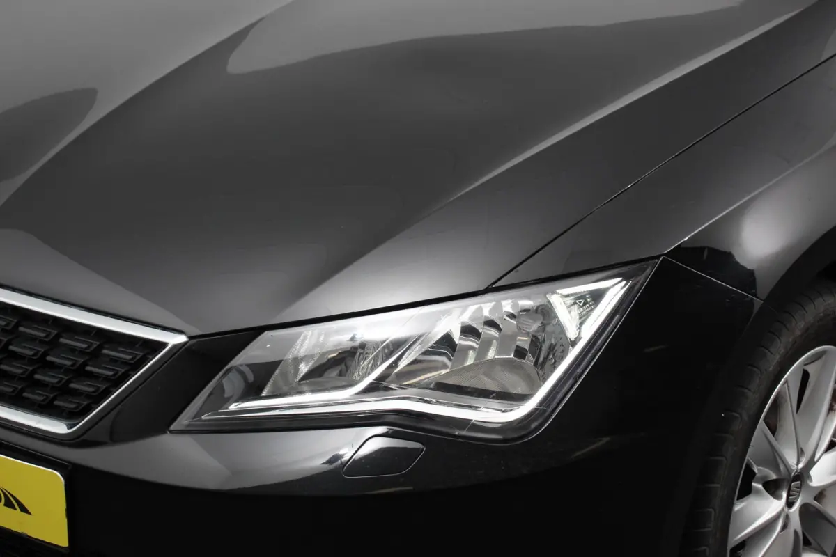 1.5 TSI 150pk DSG Style Climate Control Cruise control Verwarmde voorstoelen Lichtmetalen Velgen