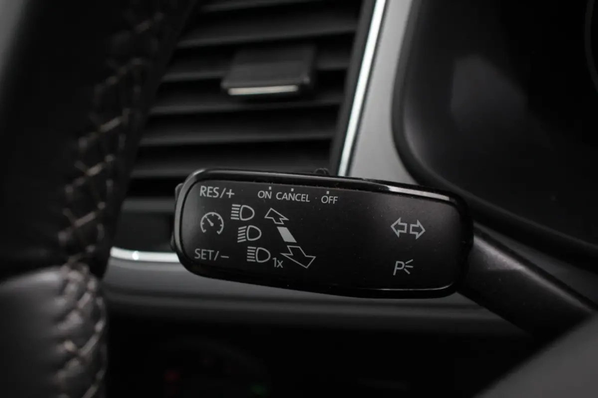 1.5 TSI 150pk DSG Style Climate Control Cruise control Verwarmde voorstoelen Lichtmetalen Velgen