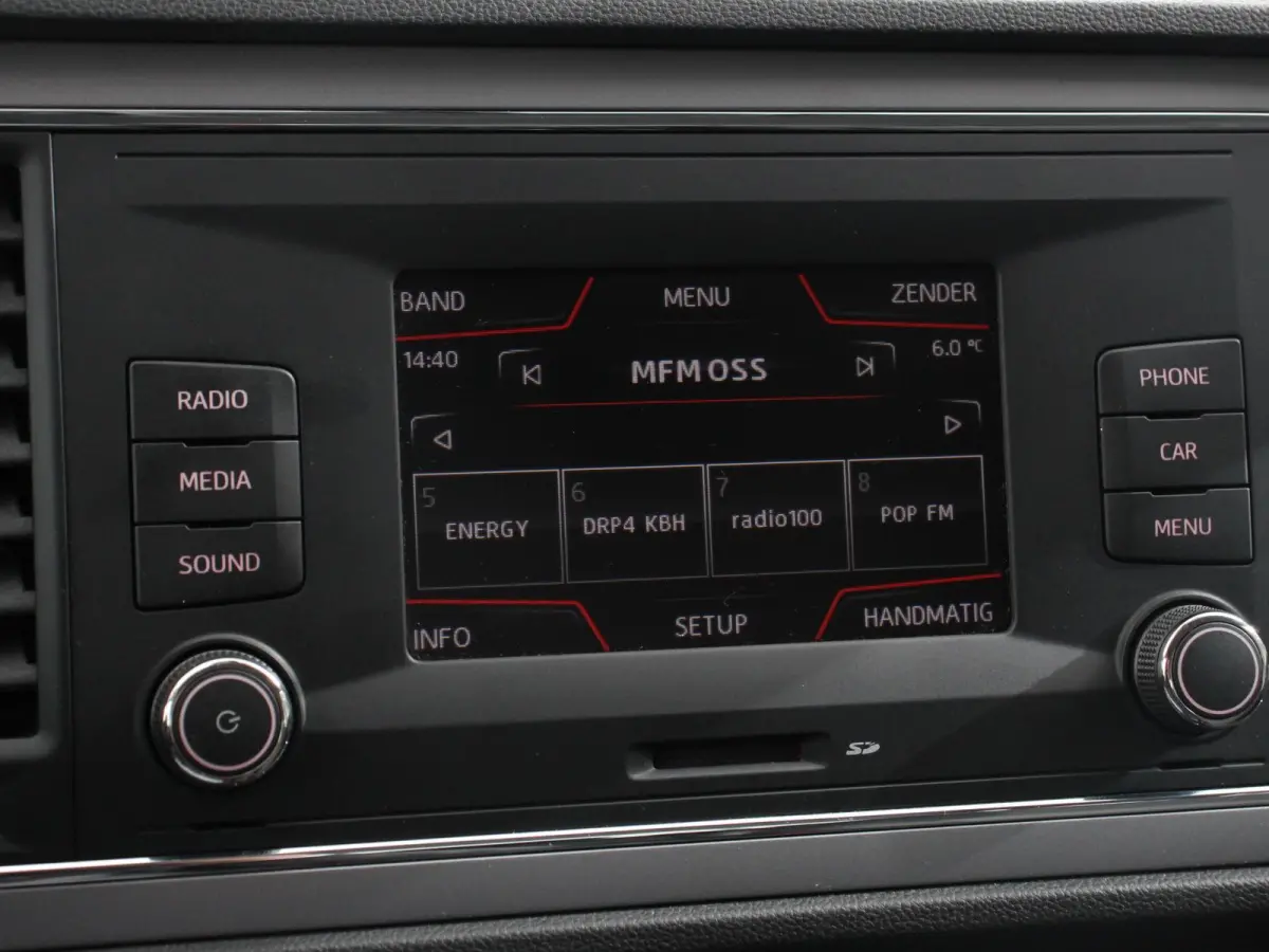 1.5 TSI 150pk DSG Style Climate Control Cruise control Verwarmde voorstoelen Lichtmetalen Velgen