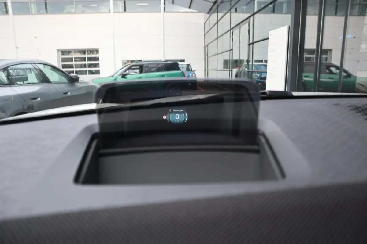 E John Cooper Works Uitvoering | Pakket M | Harman Kardon | Trekhaak | Panoramadak