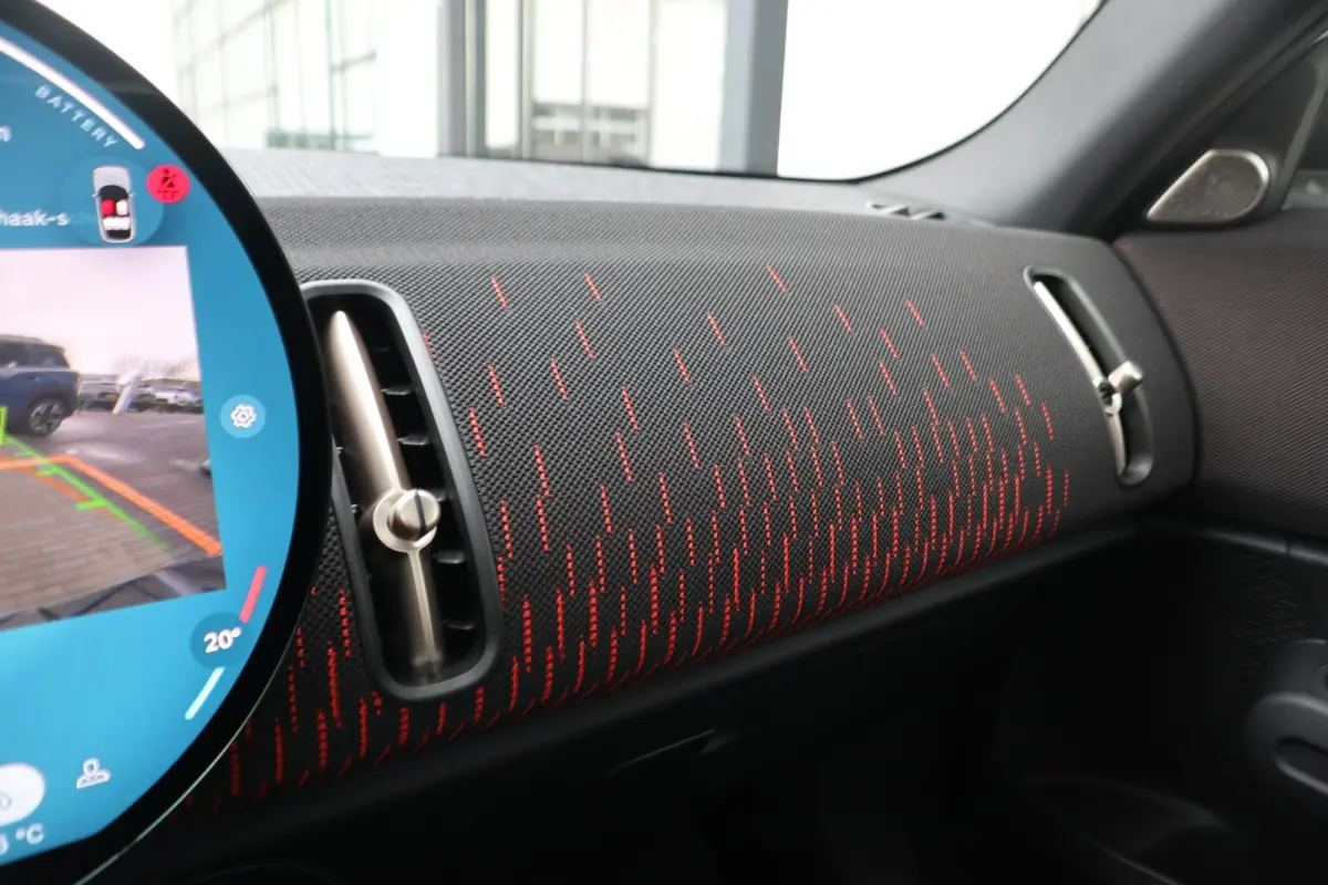 E John Cooper Works Uitvoering | Pakket M | Harman Kardon | Trekhaak | Panoramadak