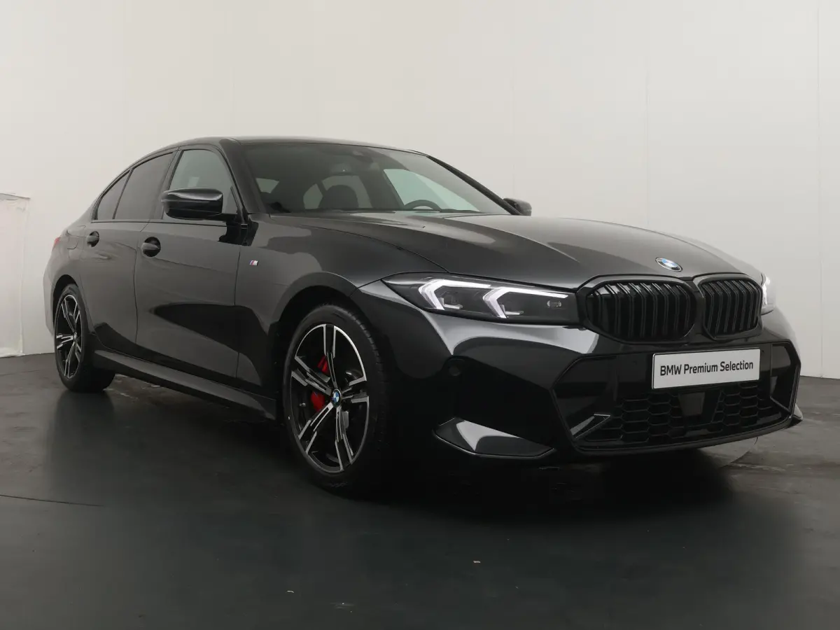 320i xDrive M Sportpakket Pro | Comfort Pack | Trekhaak | Harman Kardon | Showroom Selection