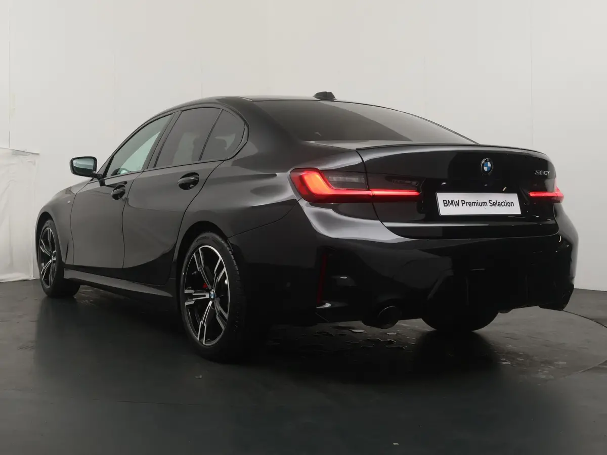 320i xDrive M Sportpakket Pro | Comfort Pack | Trekhaak | Harman Kardon | Showroom Selection