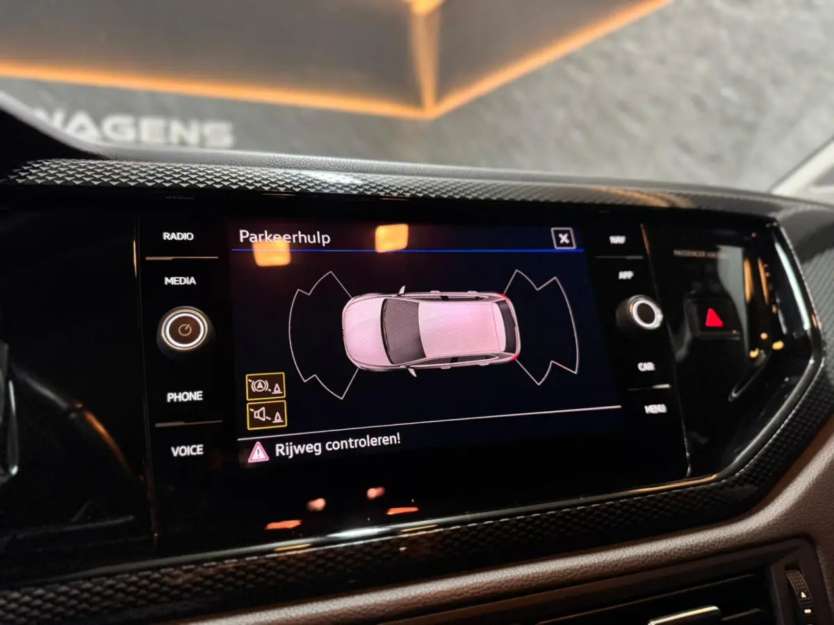 1.0 TSI|CAM|KEYLESS|CARPLAY|18"|FULL DIGITAL|STOELV