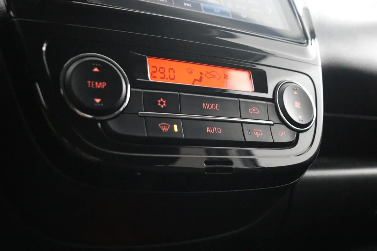 1.2 Intense | AUTOMAAT | Trekhaak | Parkeercamera | Apple Carplay/Android Auto |
