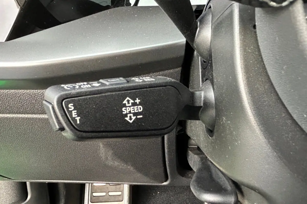 40 TFSIe 204pk S-Line Competition 18" KEYLESS CAMERA AUDI EXCLUSIVE KLEUR!