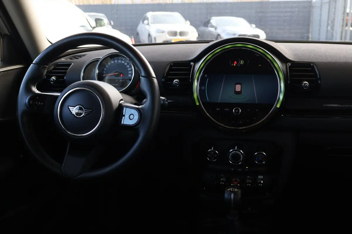 One | Cruise Control | Parkeersensor Achter | LED Koplampen | Lentevoordeel