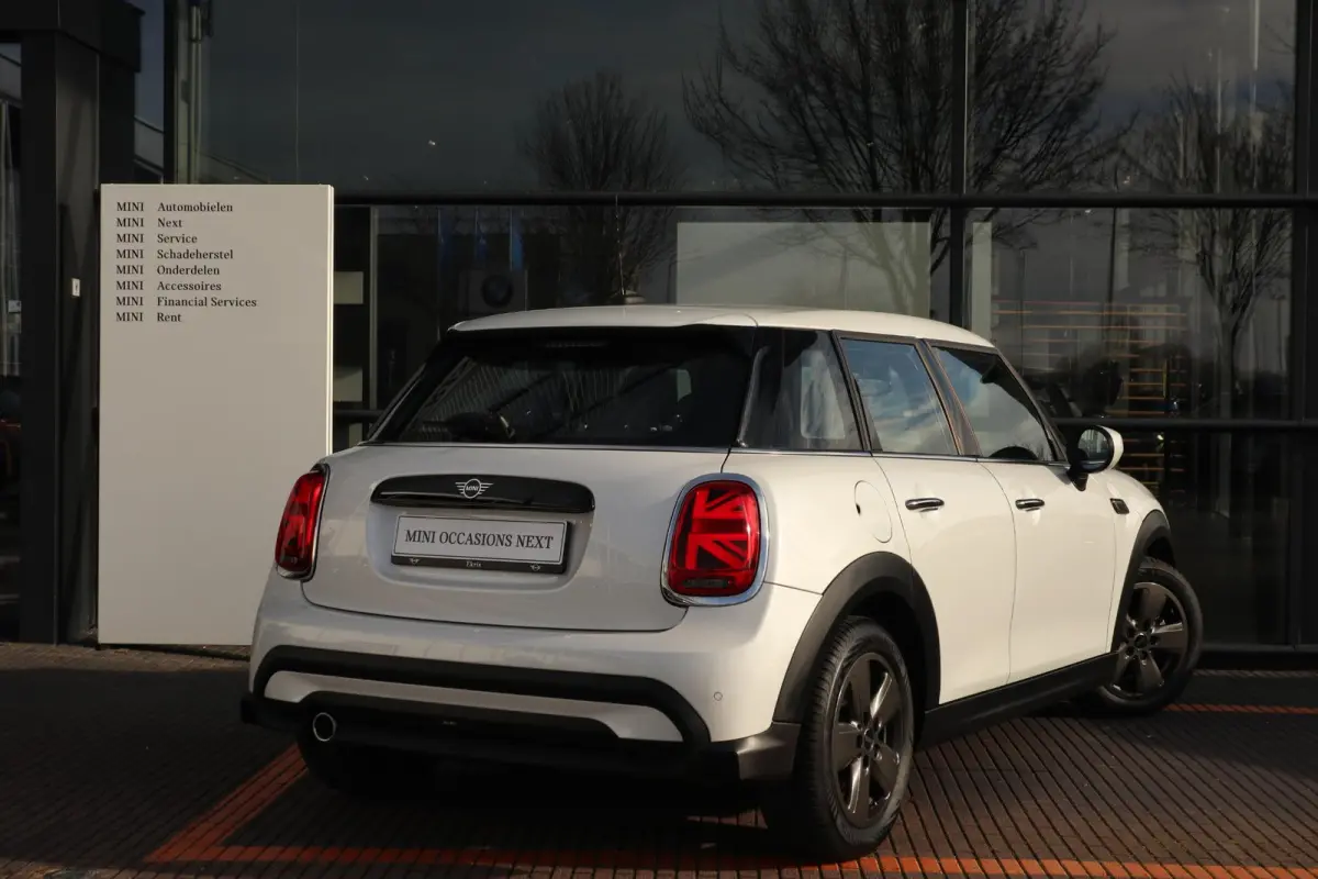 Cooper | Cruise Control | Parkeersensor Achter | LED Koplampen |
