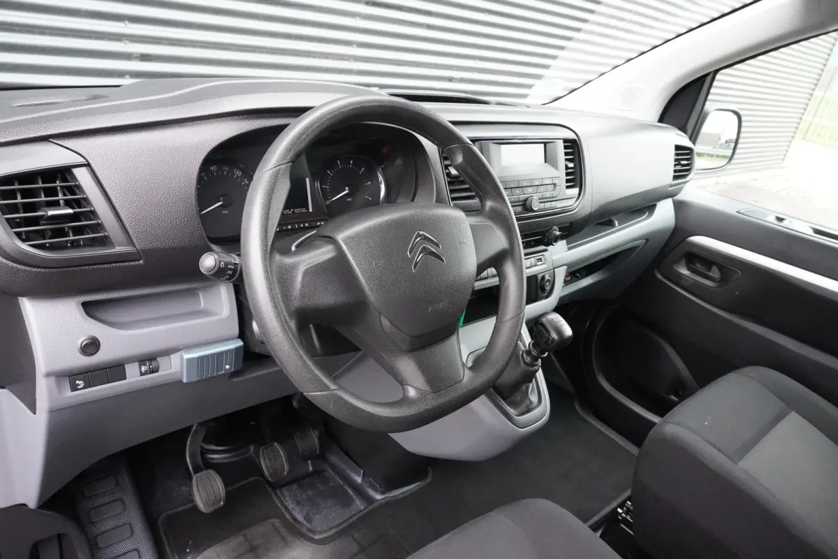 2.0 120pk XL L3 5-zits Trekhaak Cruise control Parkeersensoren Airco