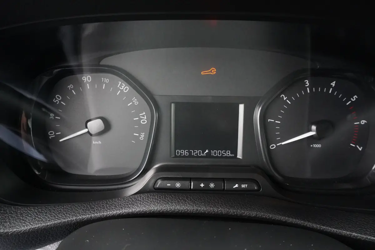 2.0 120pk XL L3 5-zits Trekhaak Cruise control Parkeersensoren Airco