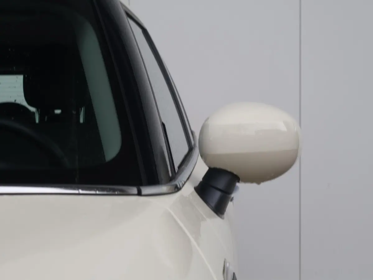 One Business Edition Apple CarPlay / DAB/ Navigatie/ Led / Comfortstoelen /