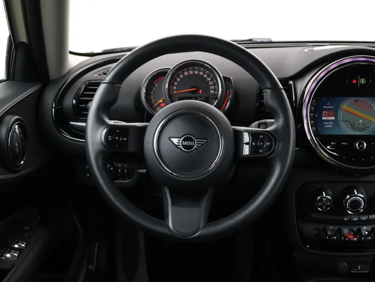One Business Edition Apple CarPlay / DAB/ Navigatie/ Led / Comfortstoelen /