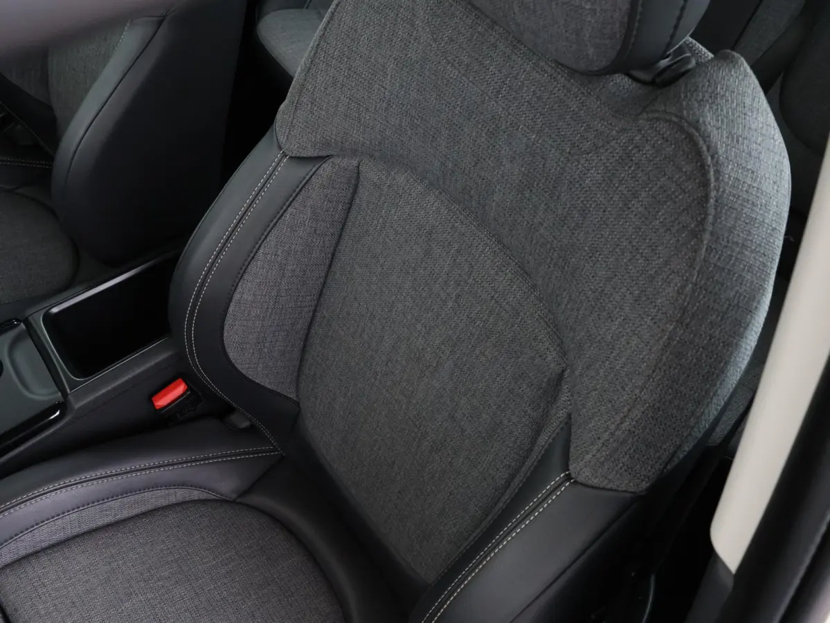 One Business Edition Apple CarPlay / DAB/ Navigatie/ Led / Comfortstoelen /