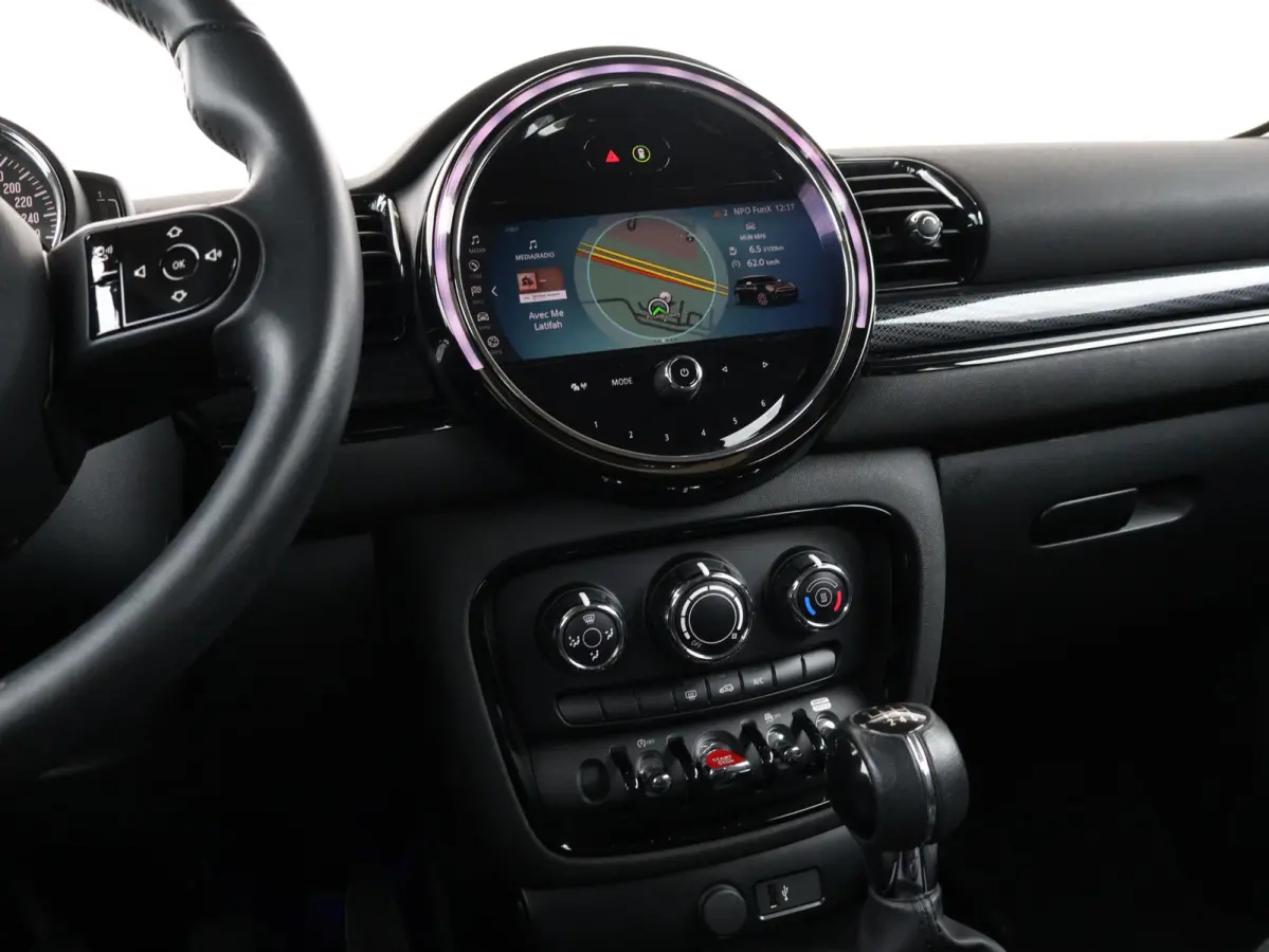 One Business Edition Apple CarPlay / DAB/ Navigatie/ Led / Comfortstoelen /