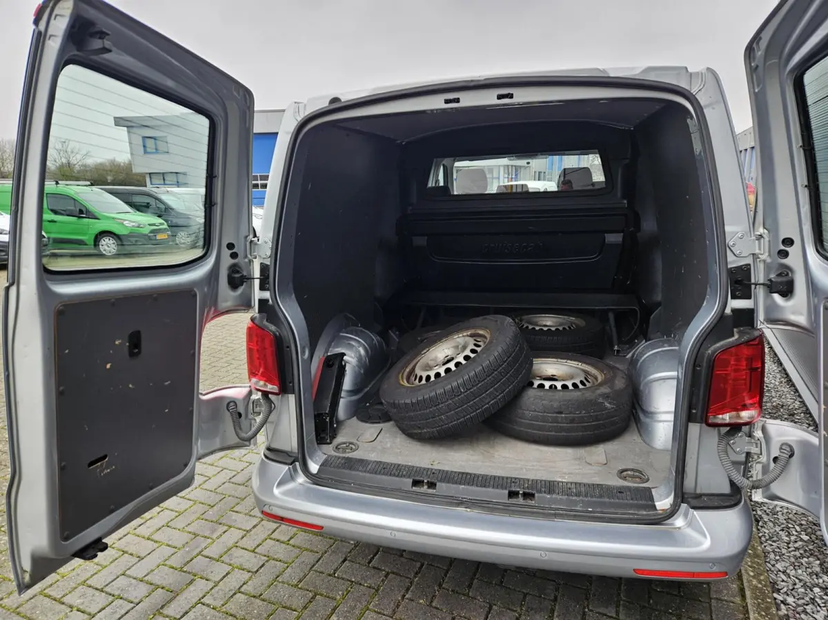 2.0 TDI L2H1 DC Cruise 150pk Glaslook