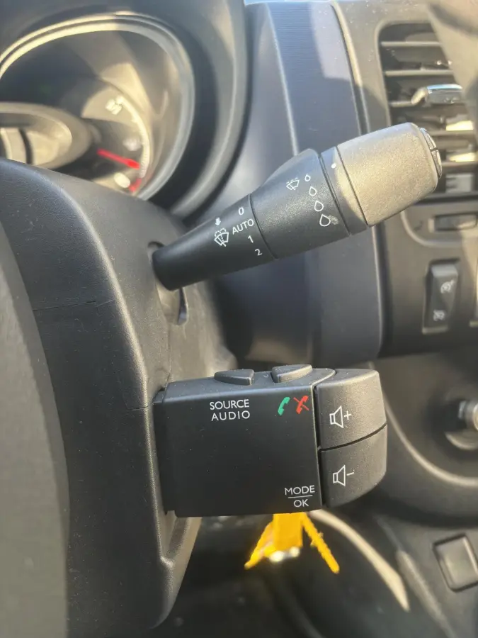 1.6 CDTI L2H1 Edit.*NAVI*CAM*CRUISE*A/C*TEL*3-PERS