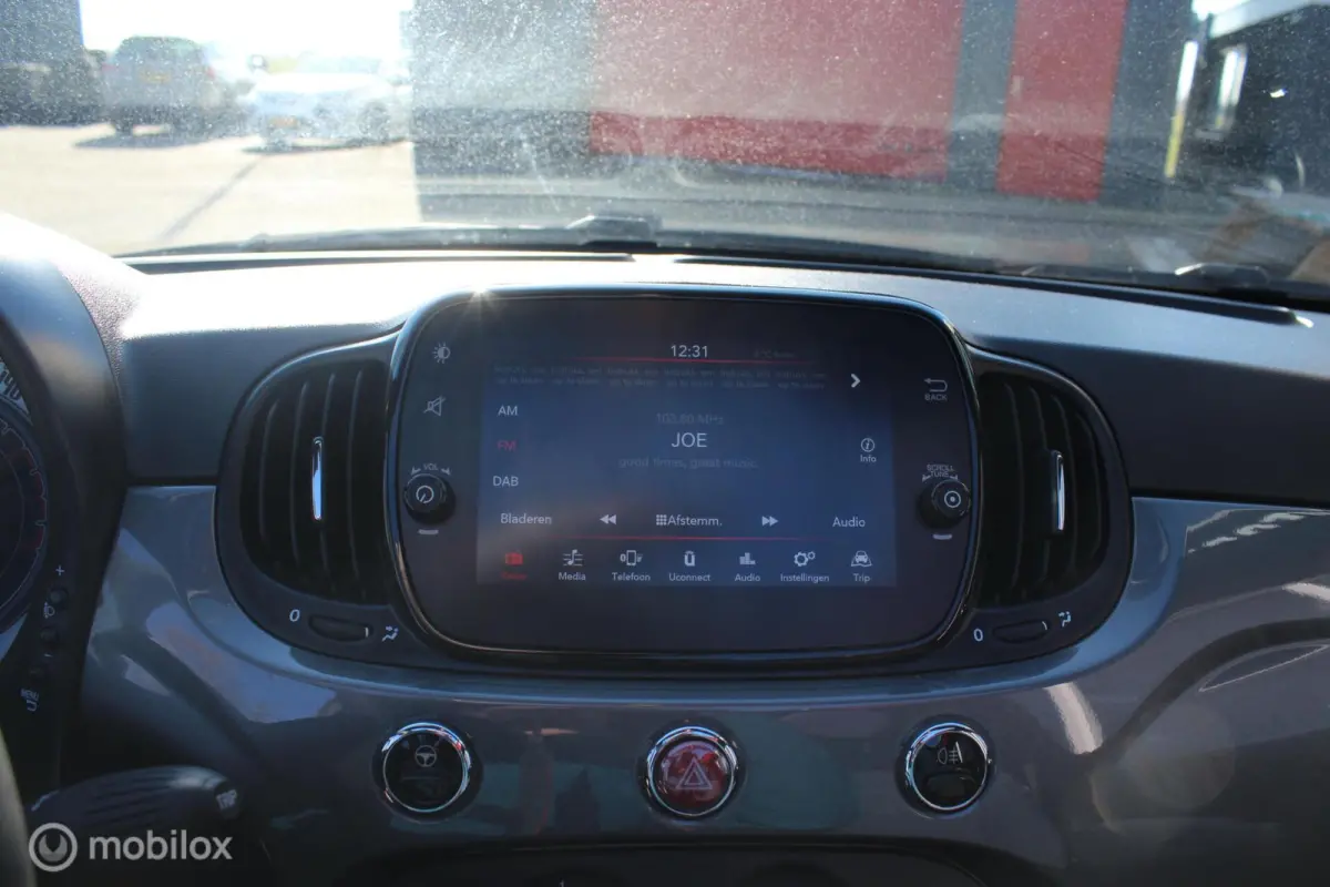 abrio 1.0 Hybrid Airco/PDC/Carplay/Cruisecontrole