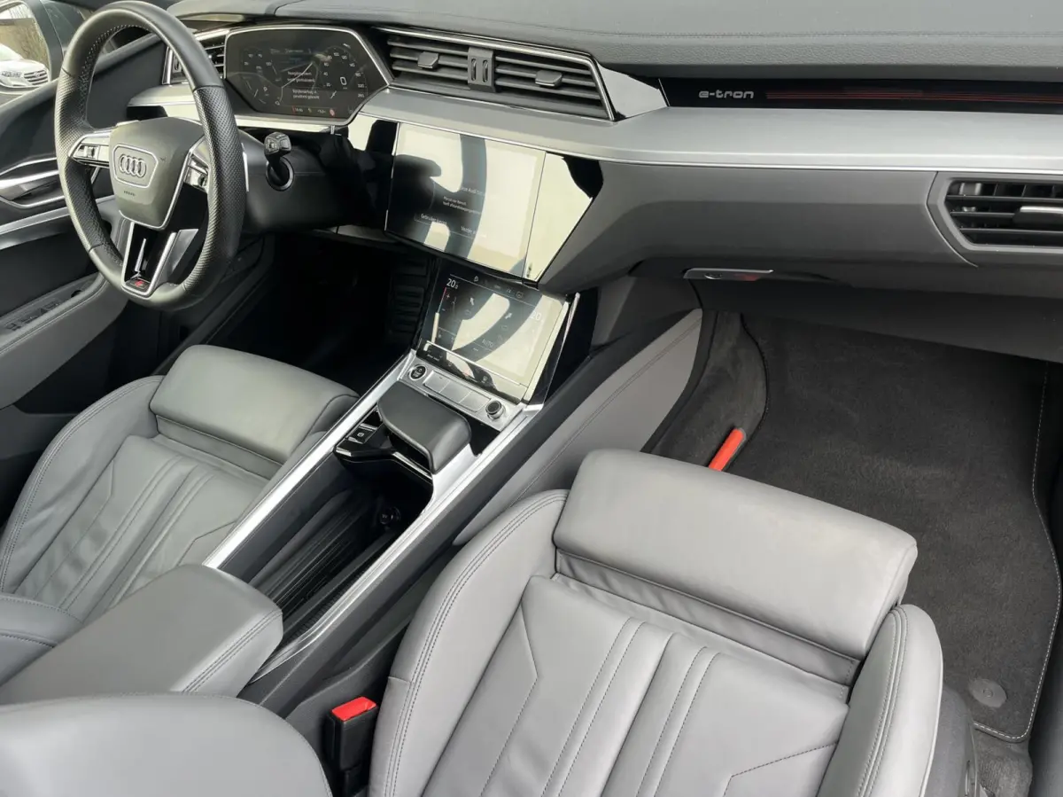 55 QUATTRO S-LINE 115 kWh 408PK ACC+MEMORY