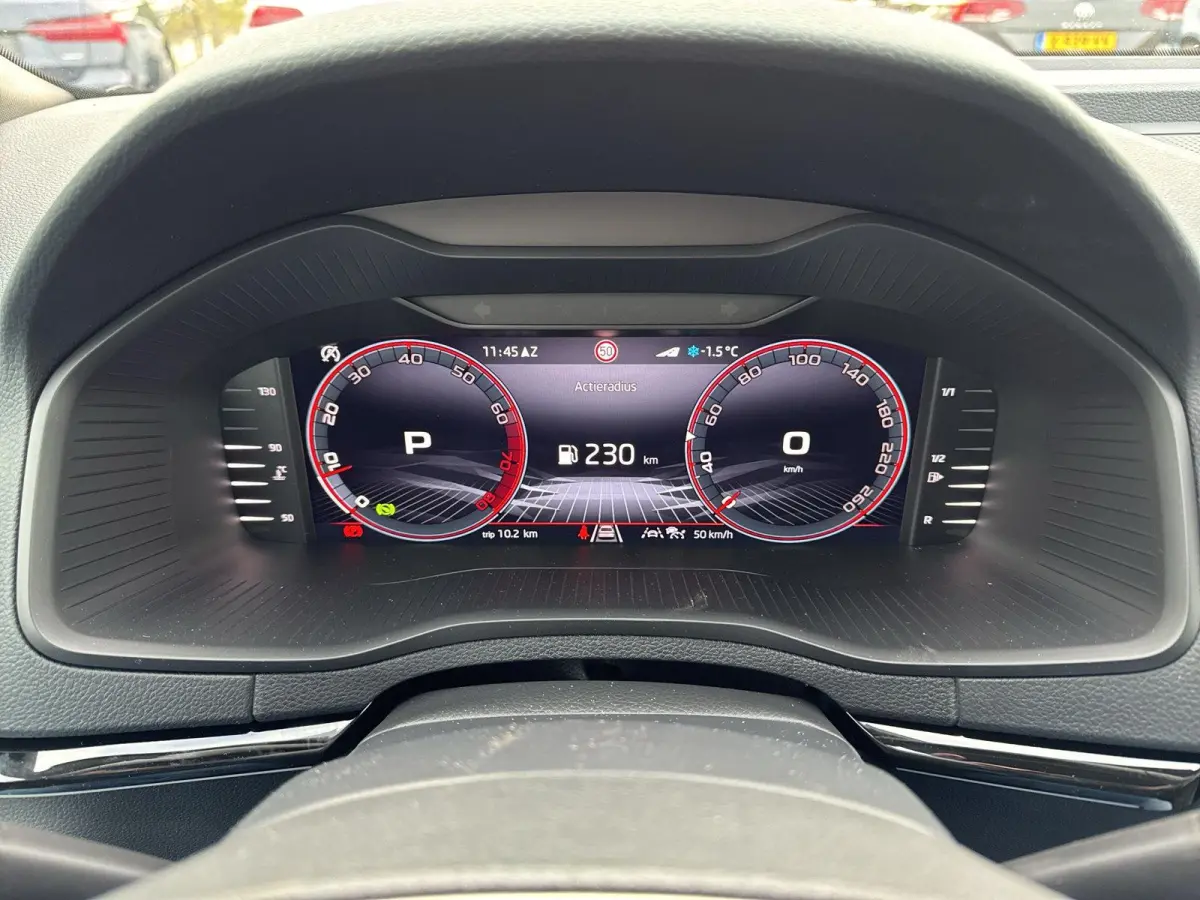 1.5 TSI ACT Sportline Business | Pano | Trekhaak | Elec. klep | A.Camera | 150Pk |