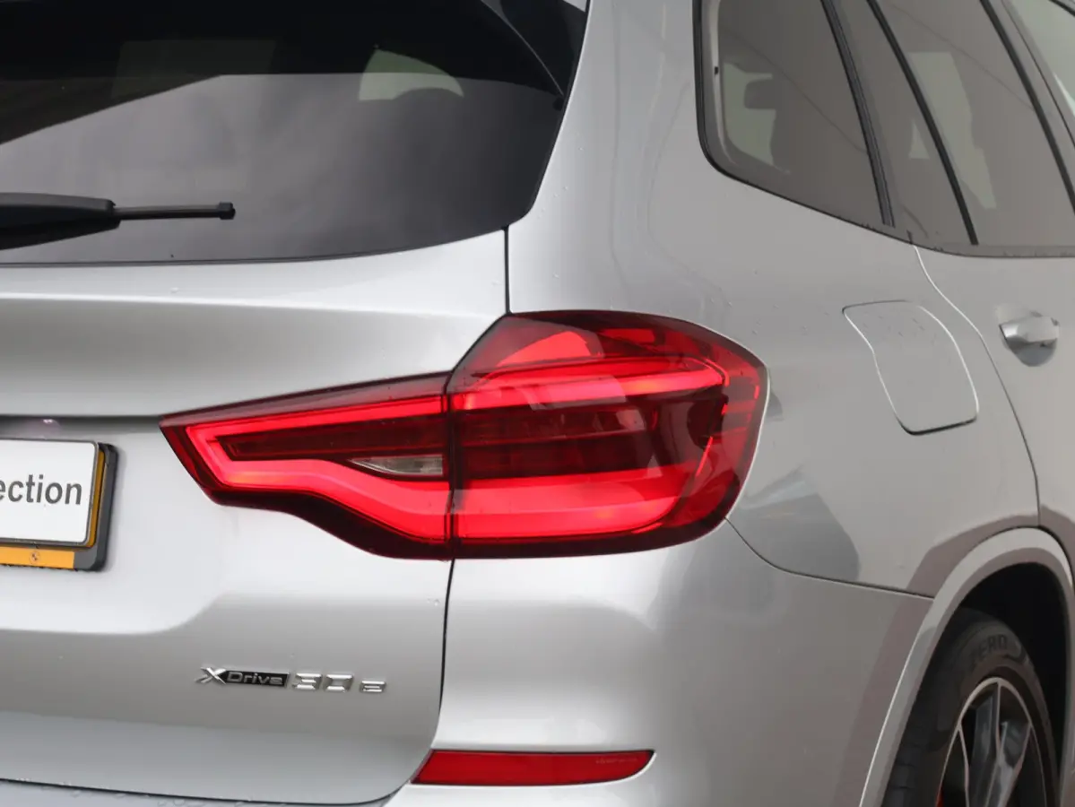 xDrive30e eDrive Edition | SoH 79% | High Excutive | M Sportpakket | Panoramadak elektrisch | Head up | Harman Kardon | |