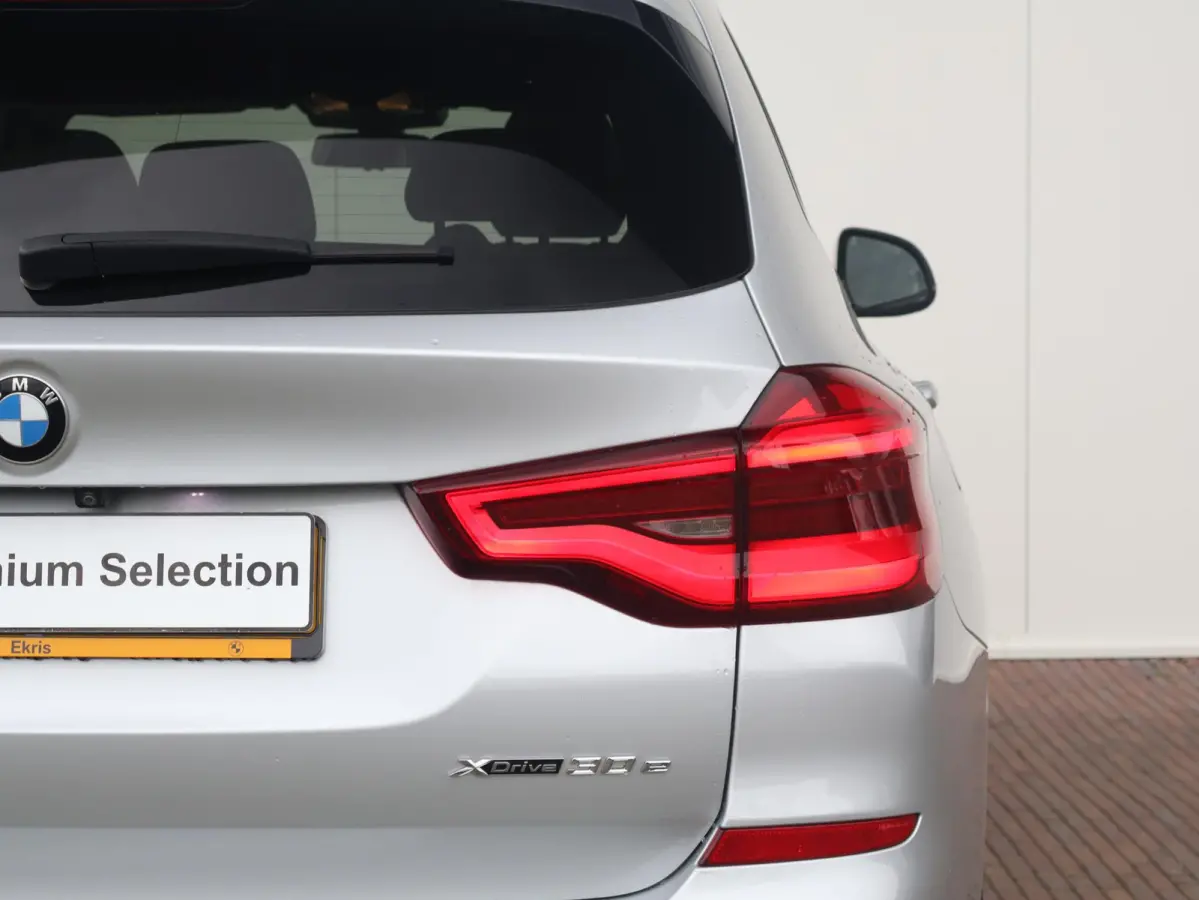xDrive30e eDrive Edition | SoH 79% | High Excutive | M Sportpakket | Panoramadak elektrisch | Head up | Harman Kardon | |
