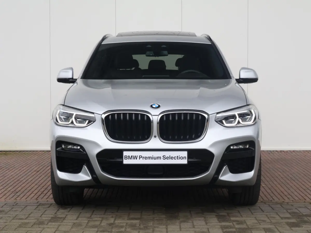 xDrive30e eDrive Edition | SoH 79% | High Excutive | M Sportpakket | Panoramadak elektrisch | Head up | Harman Kardon | |