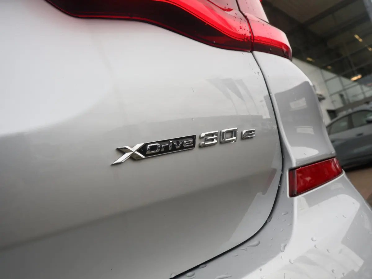 xDrive30e eDrive Edition | SoH 79% | High Excutive | M Sportpakket | Panoramadak elektrisch | Head up | Harman Kardon | |