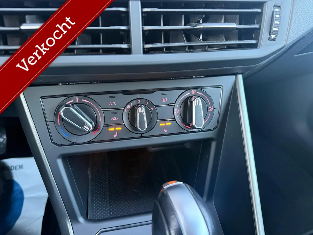 1.0 TSI Life/DSG/Navi/ Nieuwstaat!/ Dealerondehouden!