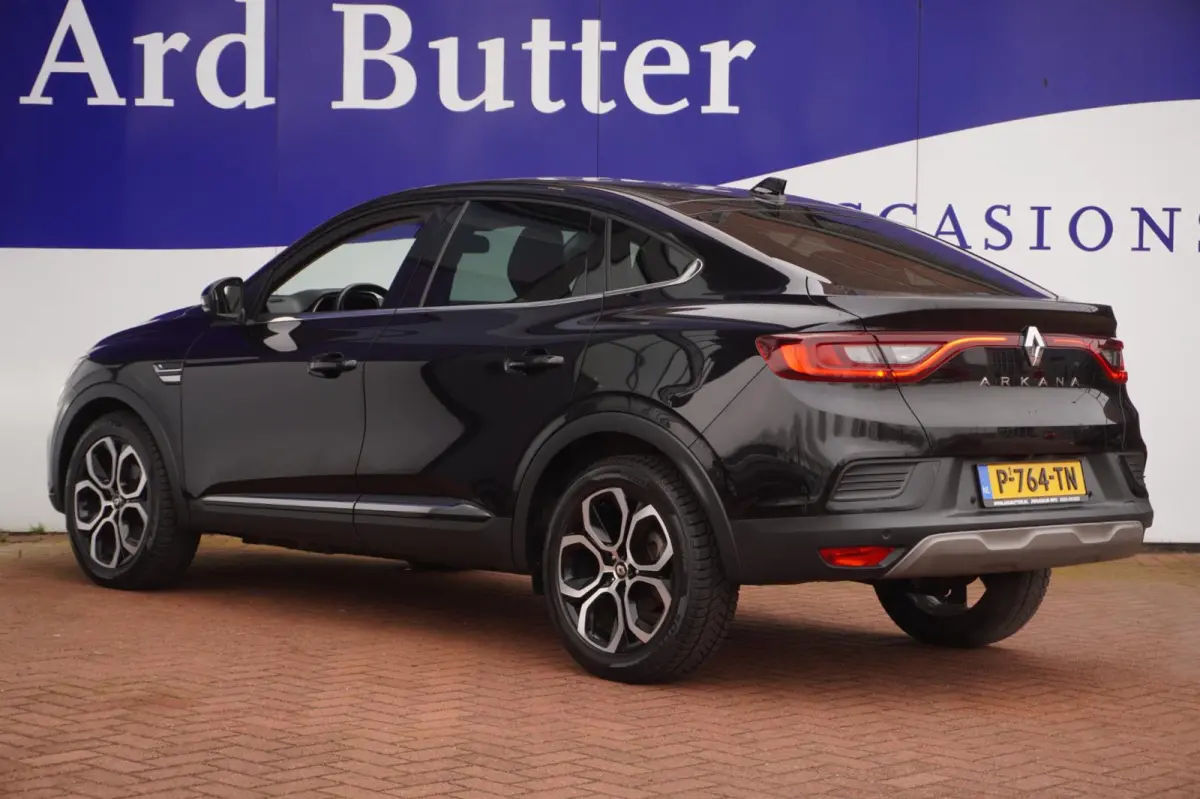 1.6 E-Tech Hybrid 145 Intens+Led+Half-Leder+stoel&stuur-verw+Full-navigatie+camera+18"Lmv SUPER ONDERHOUDEN !!