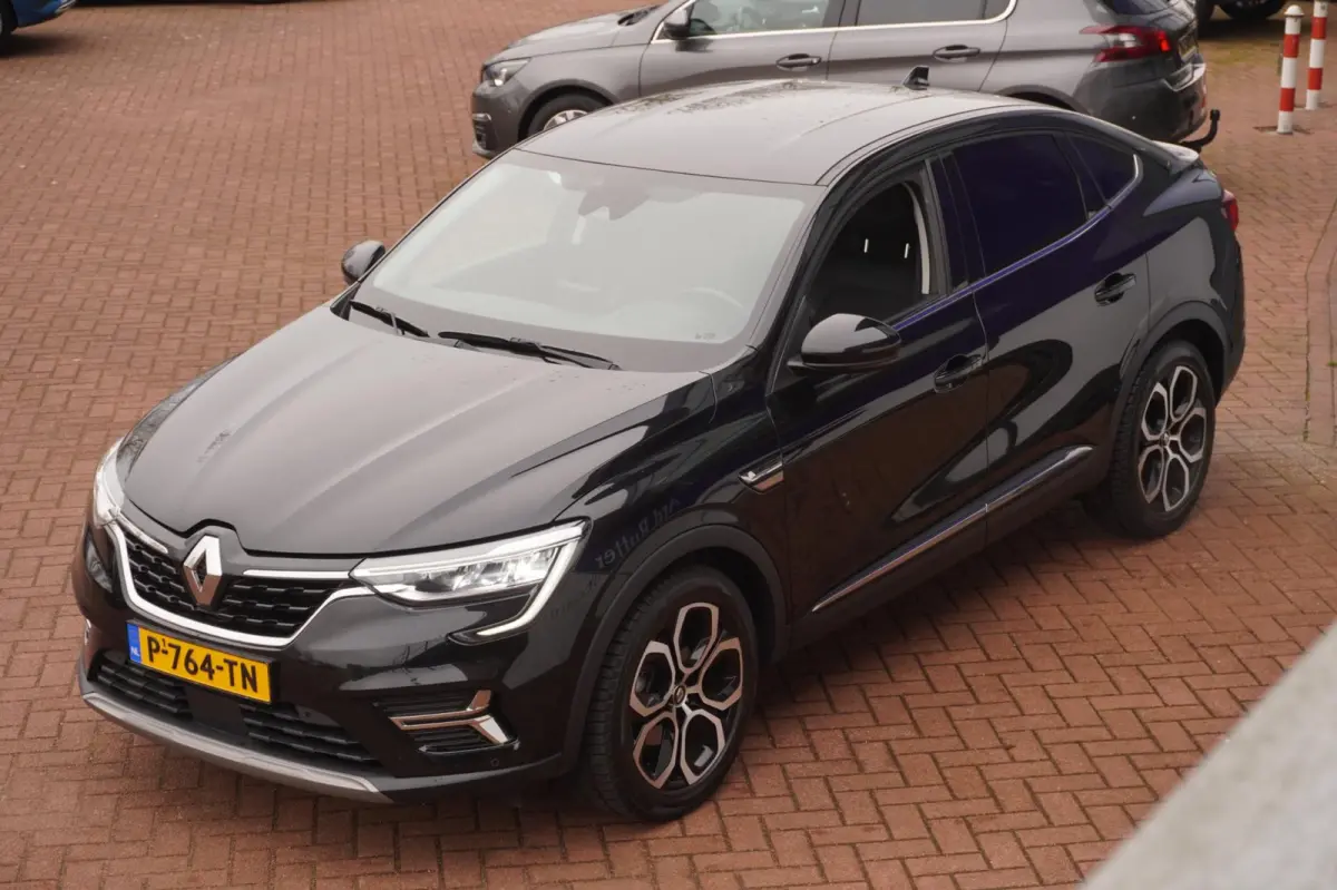 1.6 E-Tech Hybrid 145 Intens+Led+Half-Leder+stoel&stuur-verw+Full-navigatie+camera+18"Lmv SUPER ONDERHOUDEN !!