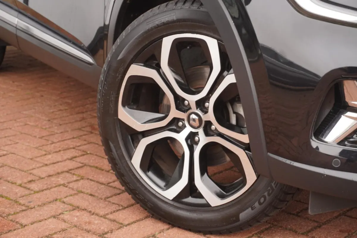 1.6 E-Tech Hybrid 145 Intens+Led+Half-Leder+stoel&stuur-verw+Full-navigatie+camera+18"Lmv SUPER ONDERHOUDEN !!