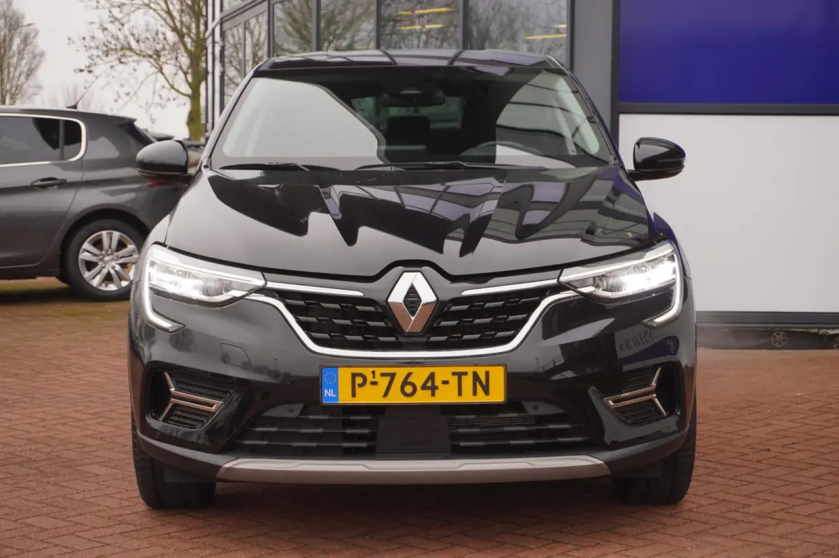 1.6 E-Tech Hybrid 145 Intens+Led+Half-Leder+stoel&stuur-verw+Full-navigatie+camera+18"Lmv SUPER ONDERHOUDEN !!