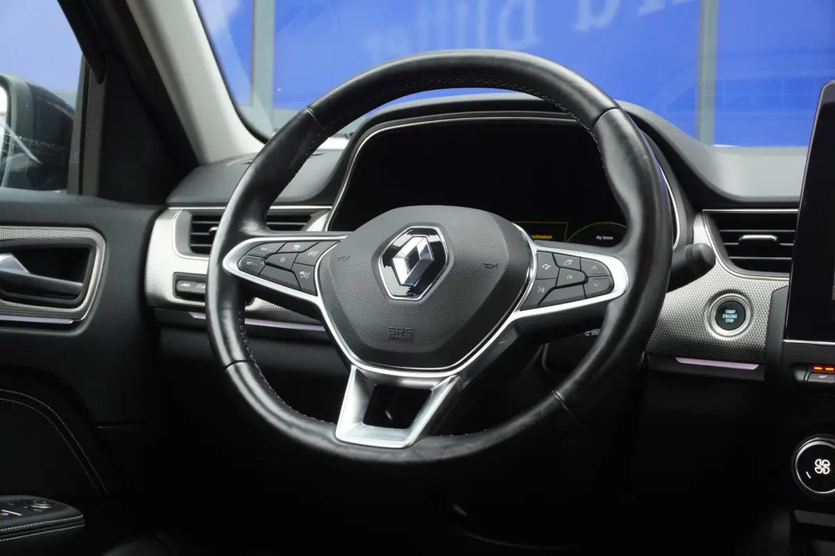 1.6 E-Tech Hybrid 145 Intens+Led+Half-Leder+stoel&stuur-verw+Full-navigatie+camera+18"Lmv SUPER ONDERHOUDEN !!
