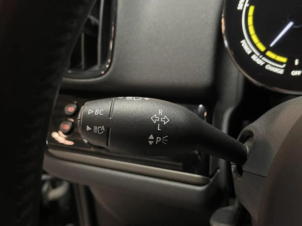 1.5 Cooper ALL4 18"/Adaptieve cruise/Sportstoel + memory/Stoel + voorruitverwarming/Head-up/Keyless/Camera