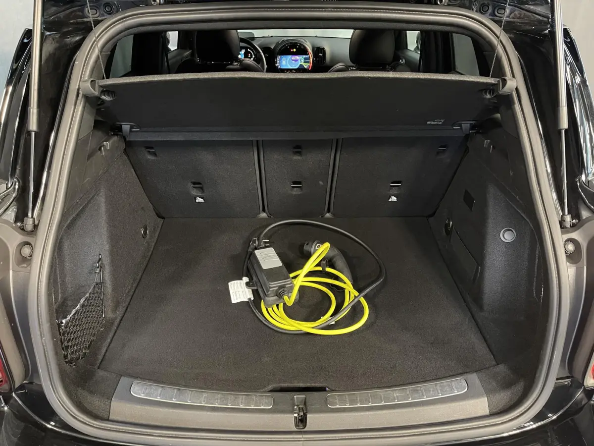 1.5 Cooper ALL4 18"/Adaptieve cruise/Sportstoel + memory/Stoel + voorruitverwarming/Head-up/Keyless/Camera