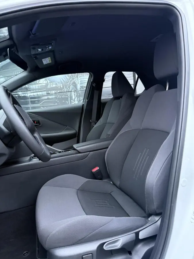 2.0 Hybrid HEV 200 Active|TEAM D|ACC|STOELV.|CAMERA