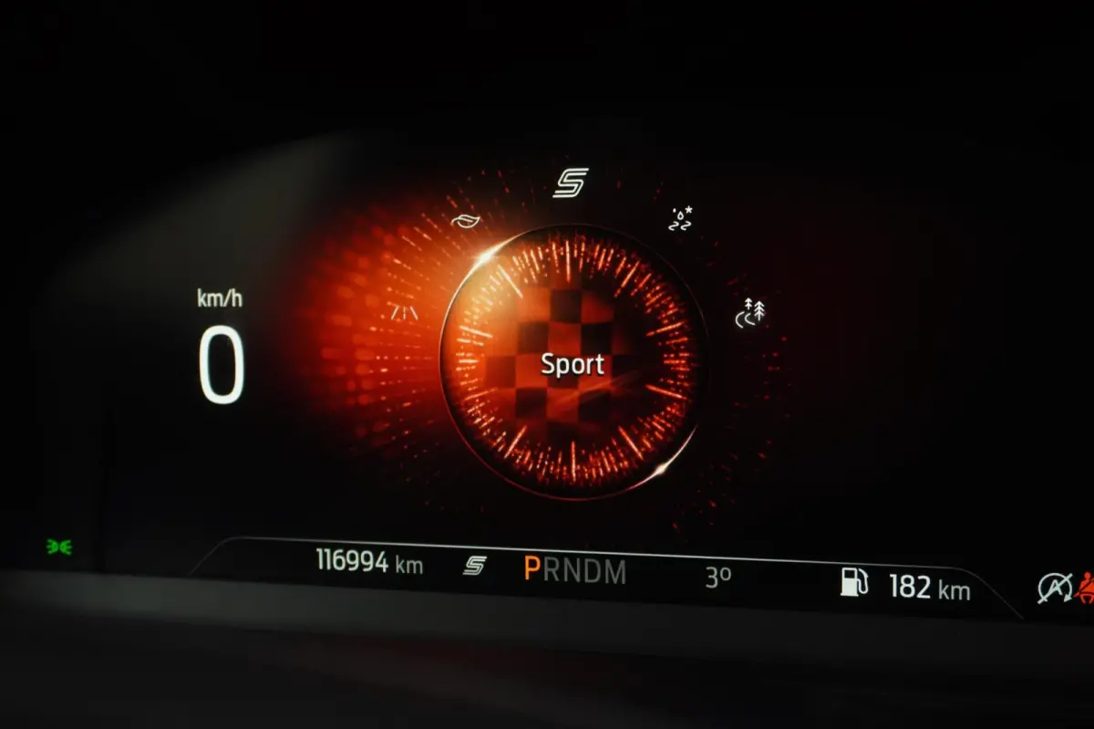 1.0 EcoBoost ST-Line 125PK= ORIG/NL+Led+Pano-dak+CarPlay+Navigatie+stuur&stoel-verw = ZOMER AKTIE !!