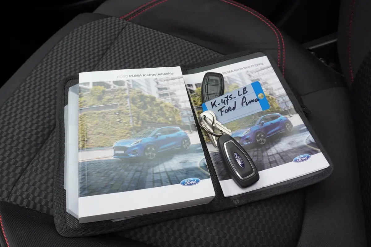 1.0 EcoBoost ST-Line 125PK= ORIG/NL+Led+Pano-dak+CarPlay+Navigatie+stuur&stoel-verw = ZOMER AKTIE !!