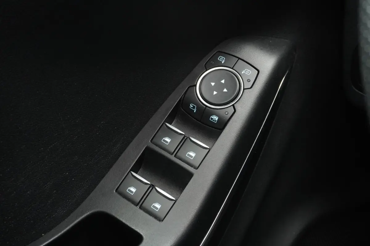 1.0 EcoBoost ST-Line 125PK= ORIG/NL+Led+Pano-dak+CarPlay+Navigatie+stuur&stoel-verw = ZOMER AKTIE !!
