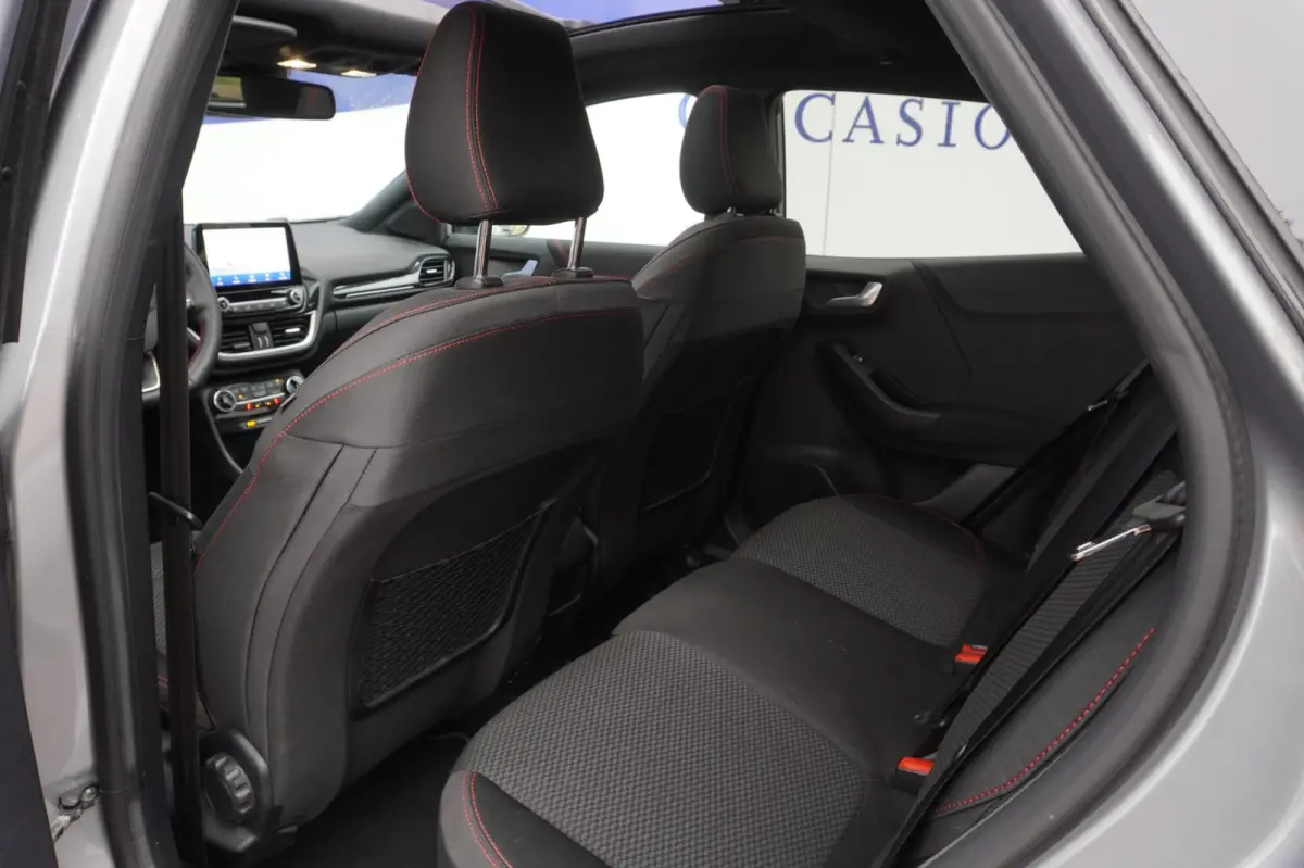 1.0 EcoBoost ST-Line 125PK= ORIG/NL+Led+Pano-dak+CarPlay+Navigatie+stuur&stoel-verw = ZOMER AKTIE !!