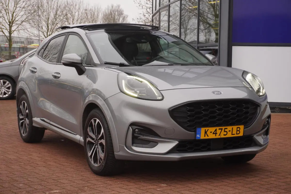 1.0 EcoBoost ST-Line 125PK= ORIG/NL+Led+Pano-dak+CarPlay+Navigatie+stuur&stoel-verw = ZOMER AKTIE !!