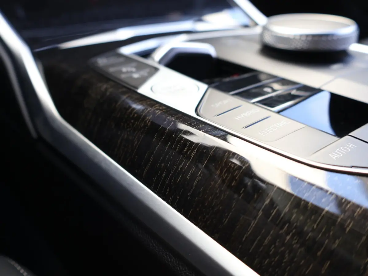 320e | SoH 100% | Achteruitrijcamera | Stoelverwarming | Cruise Control | HiFi | Sportstoelen | |